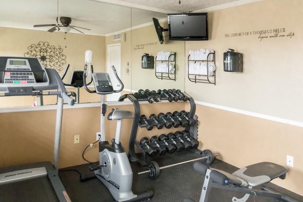 Vineyard Court Designer Suites Hotel College Station Buitenkant foto